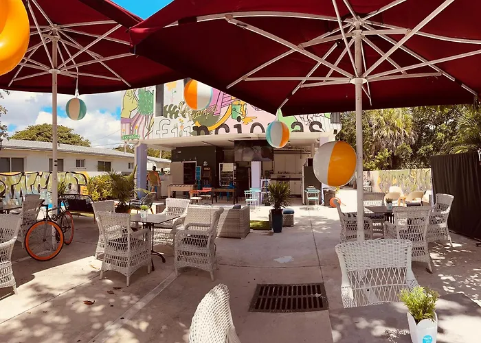 Atrium Design District